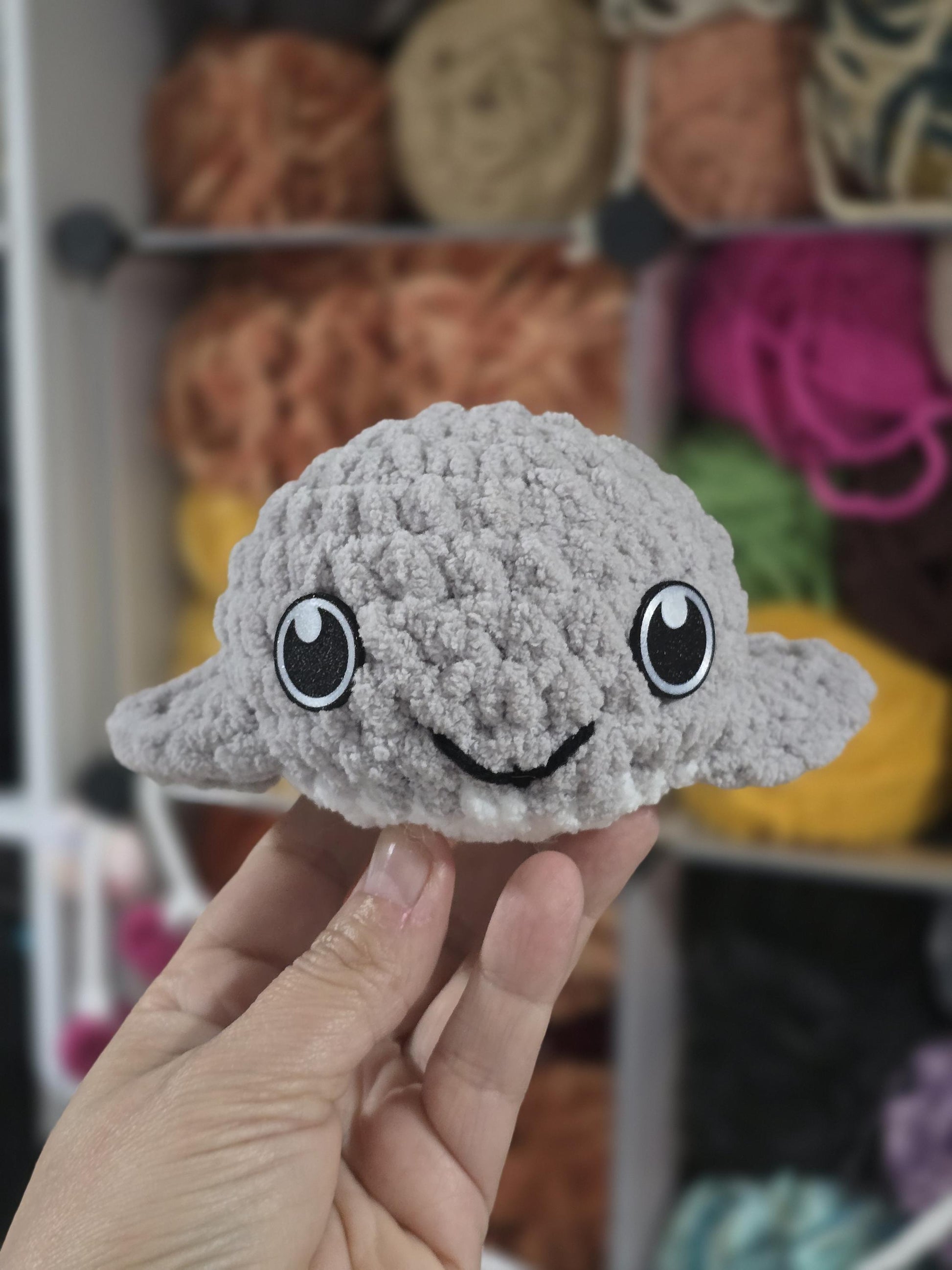 Stella the Stingray Crochet Pattern | No Sew Amigurumi Stingray | Beginner Friendly Plush | Bubble Buddies