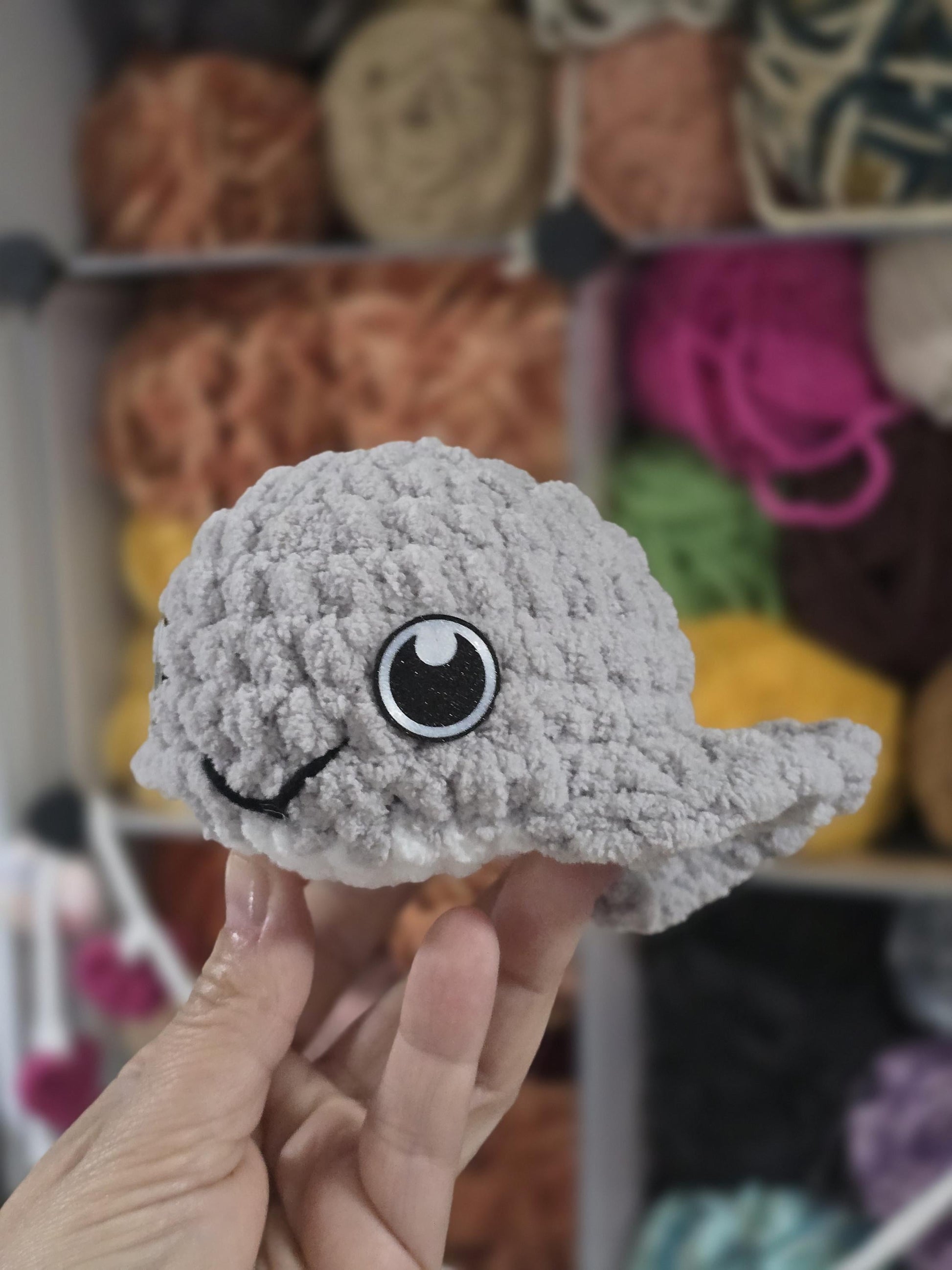 Stella the Stingray Crochet Pattern | No Sew Amigurumi Stingray | Beginner Friendly Plush | Bubble Buddies