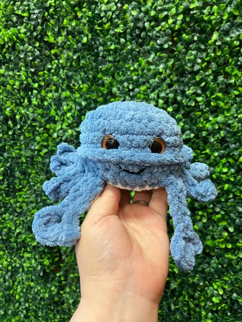 Crabastian the Crab Crochet Pattern | No Sew Amigurumi Crab | Beginner Friendly Plush | Bubble Buddies