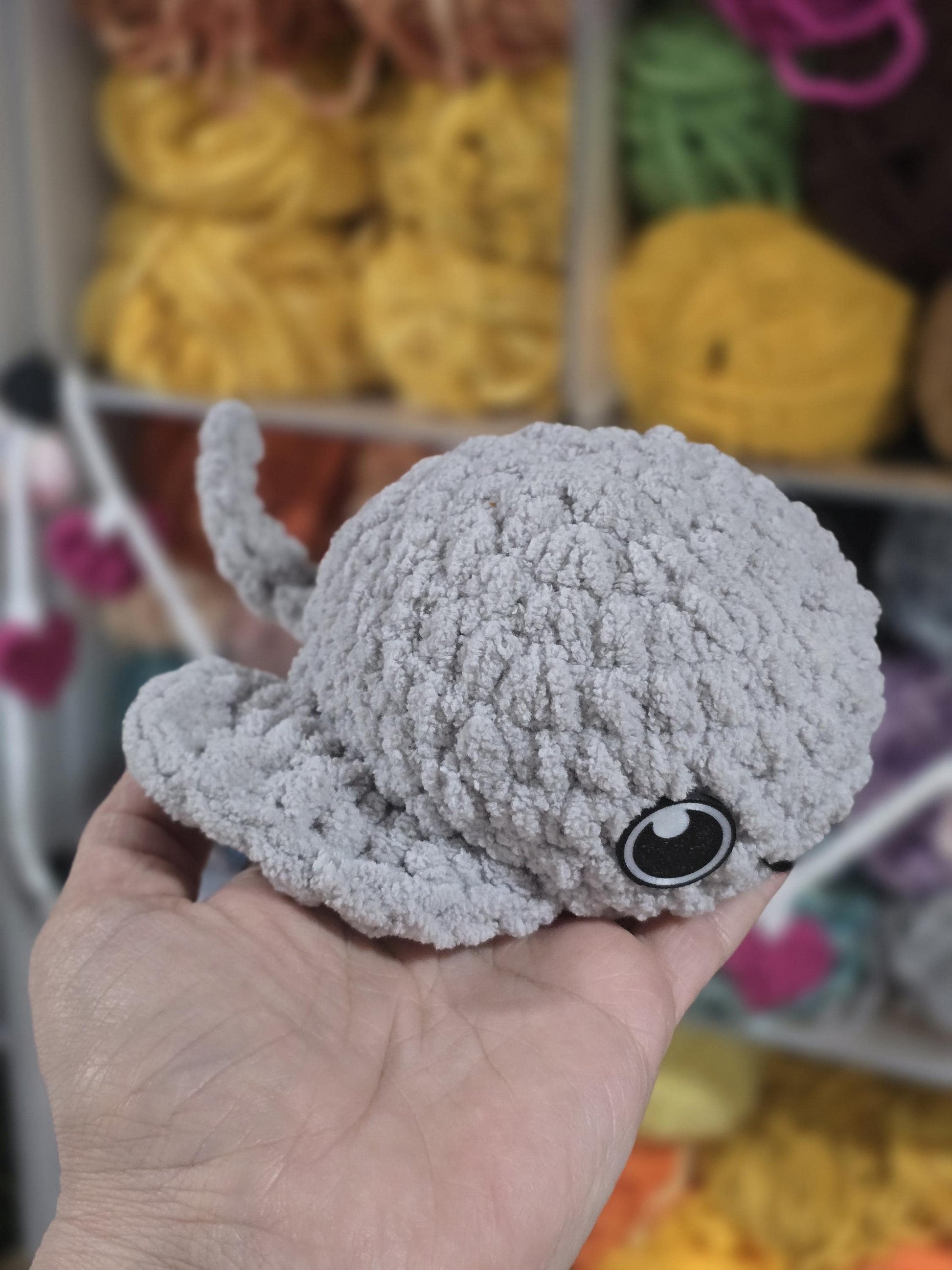 Stella the Stingray Crochet Pattern | No Sew Amigurumi Stingray | Beginner Friendly Plush | Bubble Buddies