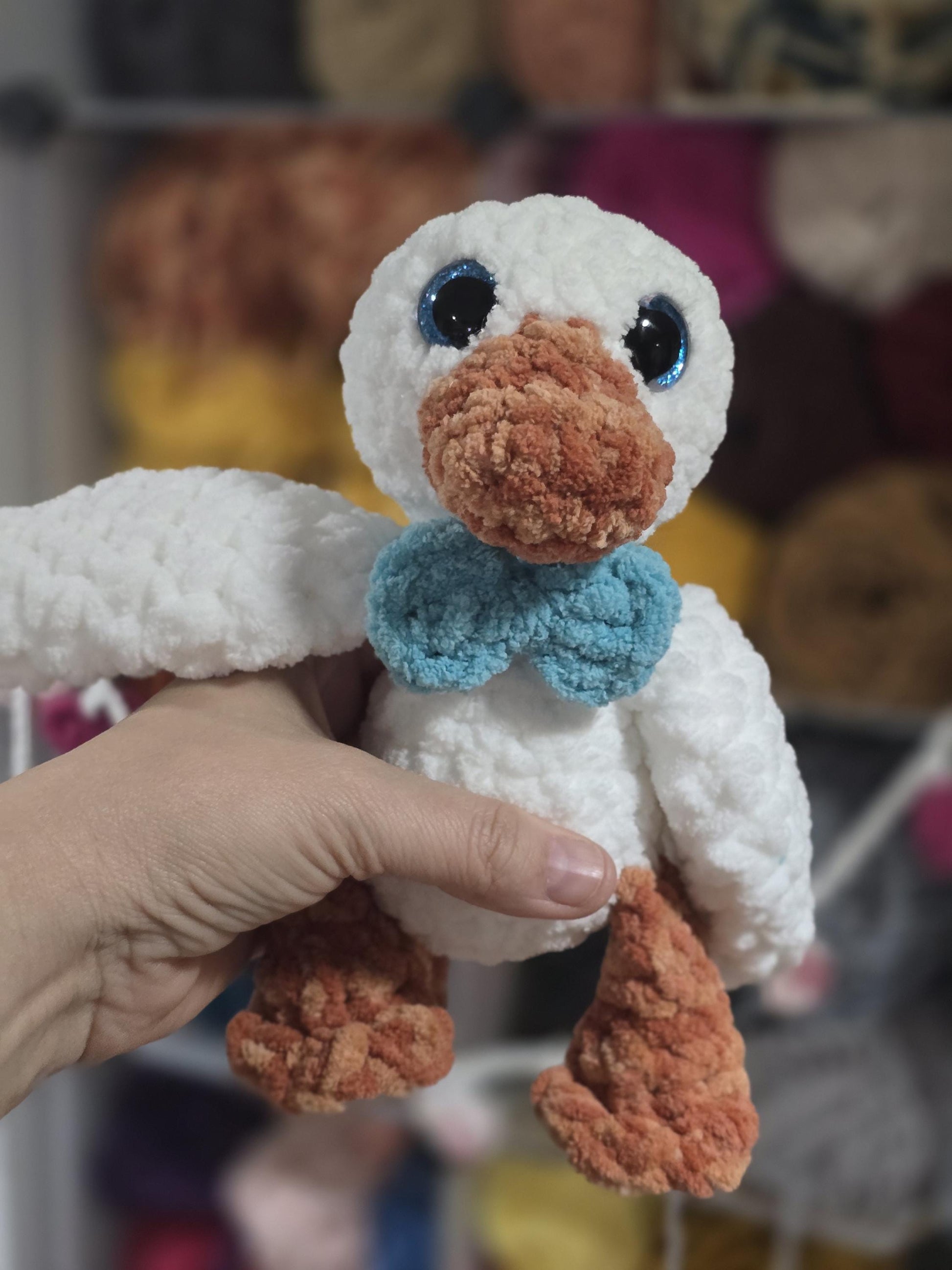 Crochet Pattern, Gertie the Goose, Amigurumi Plush Pattern, Goose Crochet Pattern, Plushie Pattern, Accessories Included, Digital Download