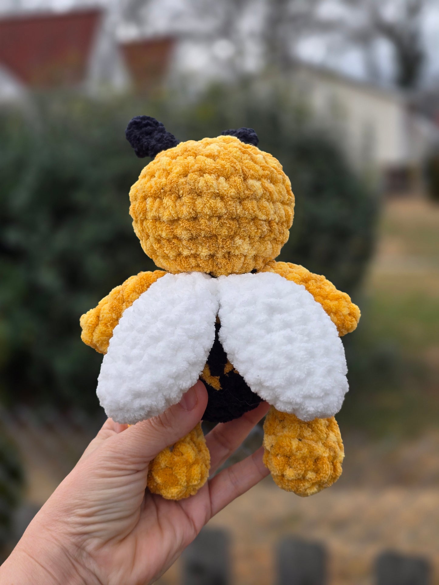 CROCHET PATTERN, Bee-Linda the Bee, Buggy Minis, Mini Collections, Amigurumi Pattern (Copy) (Copy)