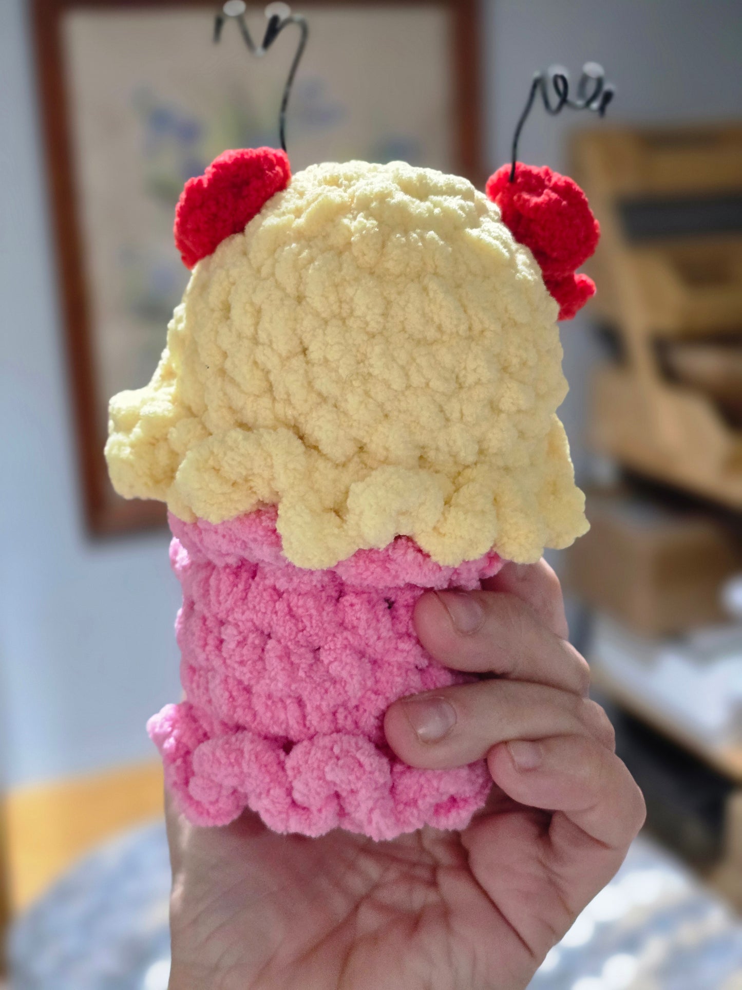 CROCHET PATTERN, Pocket Lou Who