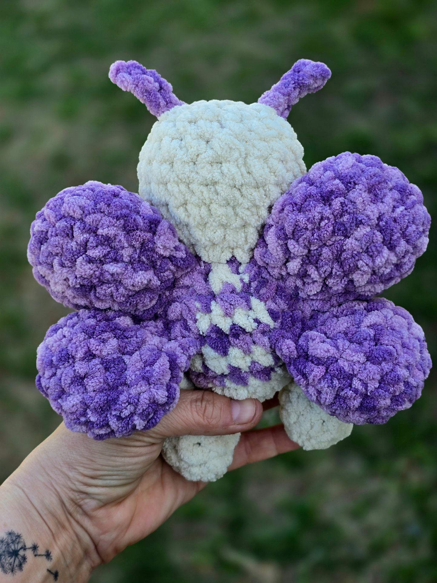 CROCHET PATTERN, Flutters the Butterfly, Buggy Minis, Mini Collections, Amigurumi Pattern (Copy)