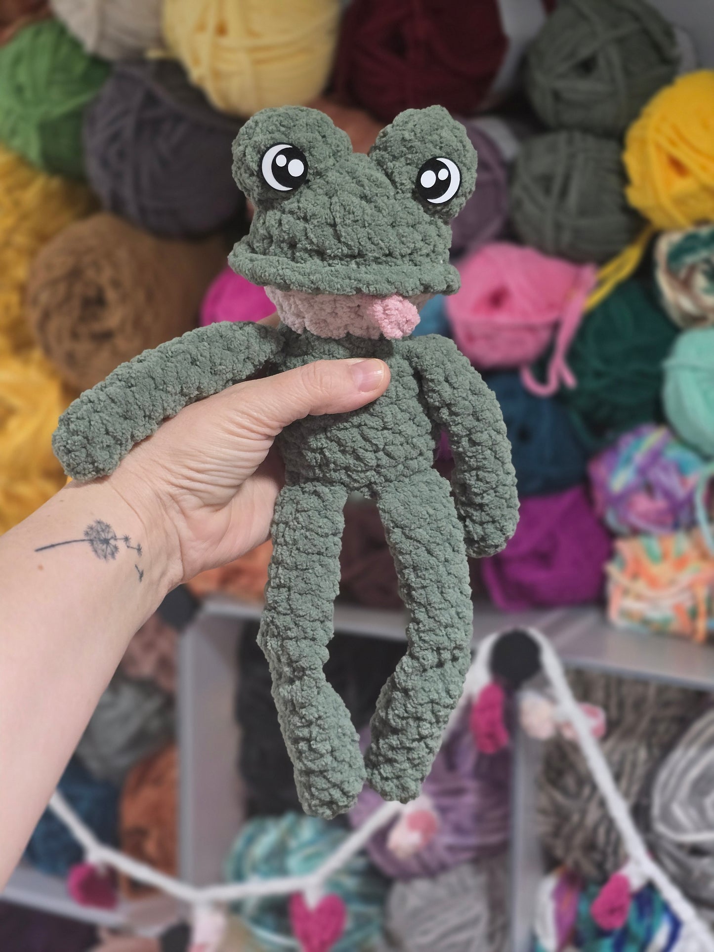 CROCHET PATTERN ~ Dewey the Frog, Whimsy Friends Collection