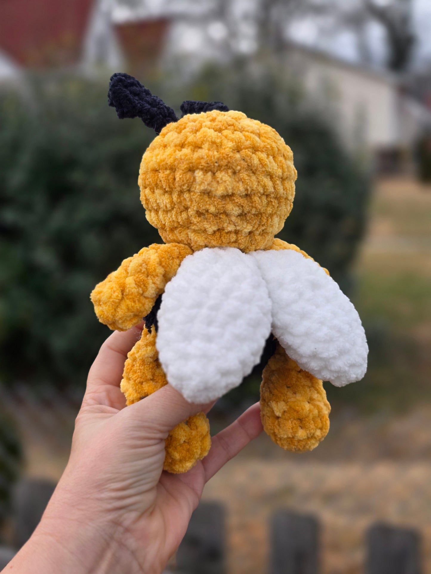 CROCHET PATTERN, Bee-Linda the Bee, Buggy Minis, Mini Collections, Amigurumi Pattern (Copy) (Copy)
